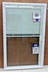 Insertos de vidrio para media puerta con frente transparente de 22 pulg. x 36 pulg. con minipersianas entre el vidrio ("A la venta solo en tienda")