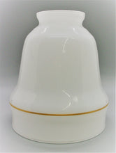 Cargar imagen en el visor de la galería, Angelo - Campana blanca con pantalla de lámpara con borde dorado #74777 0403