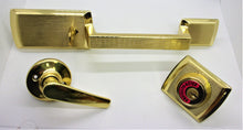 Load image into Gallery viewer, Kwikset Esquire Handleset 671 LIP 3 PK RCL 3223 Single Cylinder, Polished Brass Finish